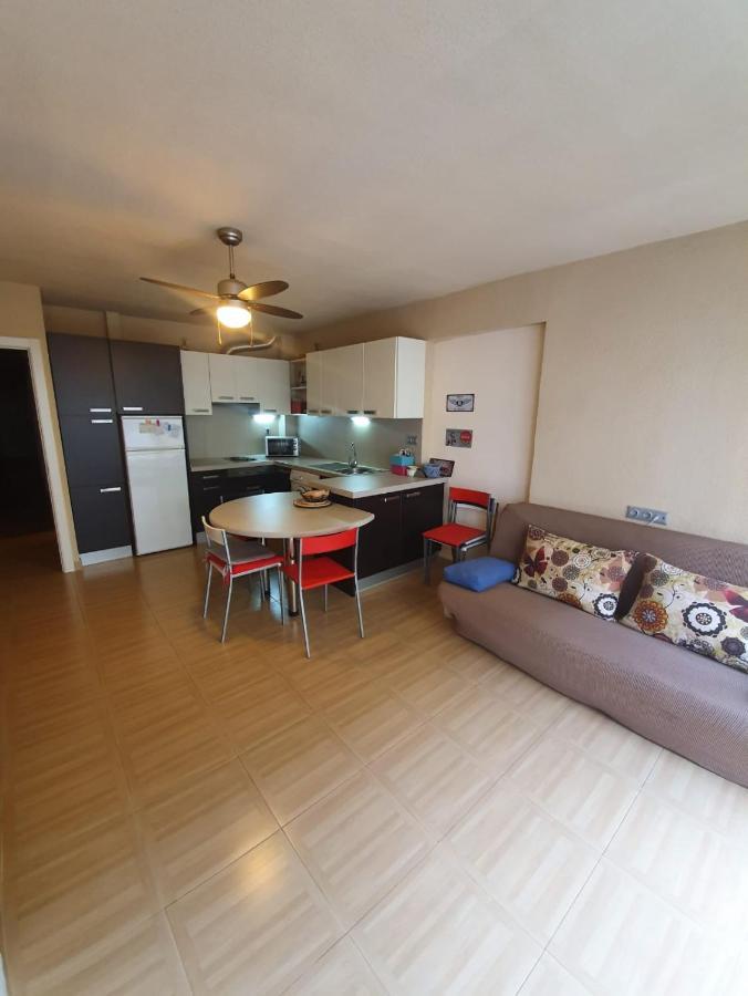 Room In Benidorm Downtown En Piso Compartido Alicante Exterior photo